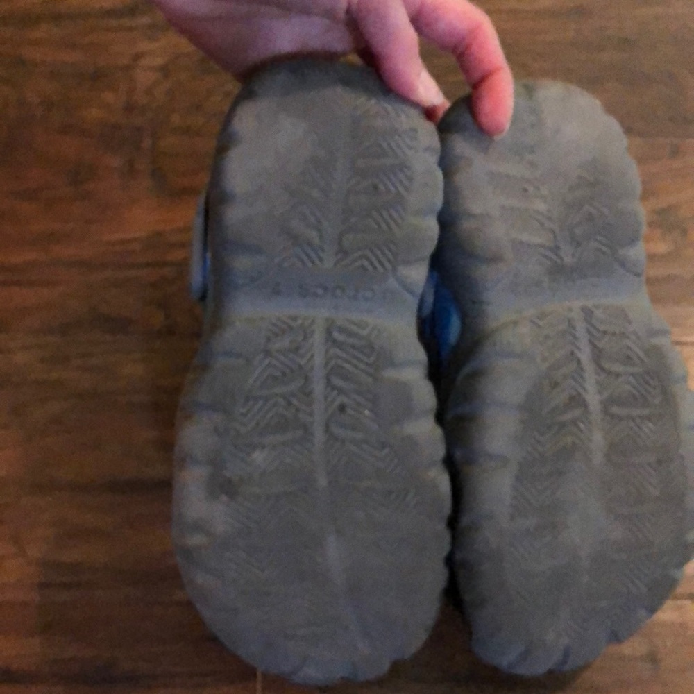 Crocs - Picture 3 of 6